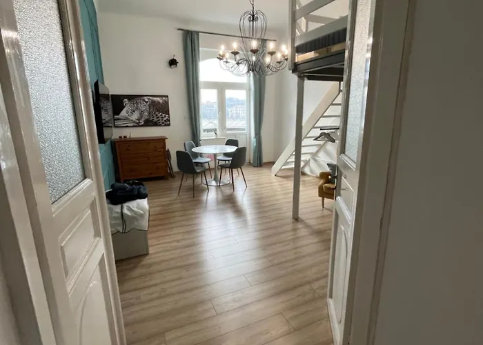 Full Panorama * Budapesta